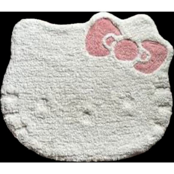 Hello Kitty Face With Bow White/Pink Room Rug 32.75in X 38in NEW With Tags - Picture 1 of 7